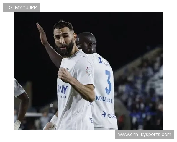 本泽马沙特新月首秀强势,进攻端如暴风般席卷 本泽马沙特新月首秀强势,进攻端如暴风般席卷